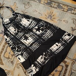 Jessica Simpson Black and White Patterned Dress